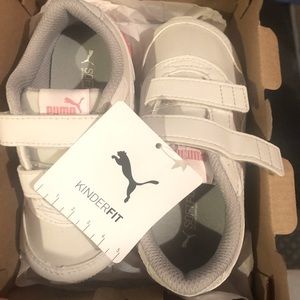 Brand New Size 8 toddler Puma tennis shoes